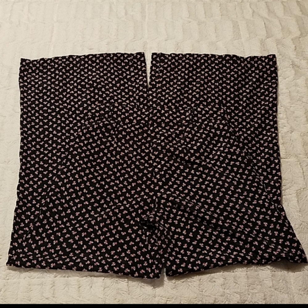 NWOT Forever 21 floral pants - Picture 9 of 9